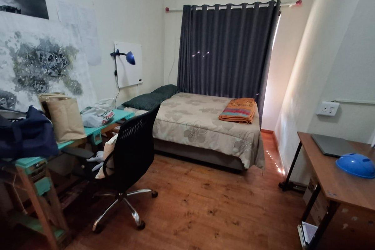 Spacious simplex in sought after complex - Photo 4