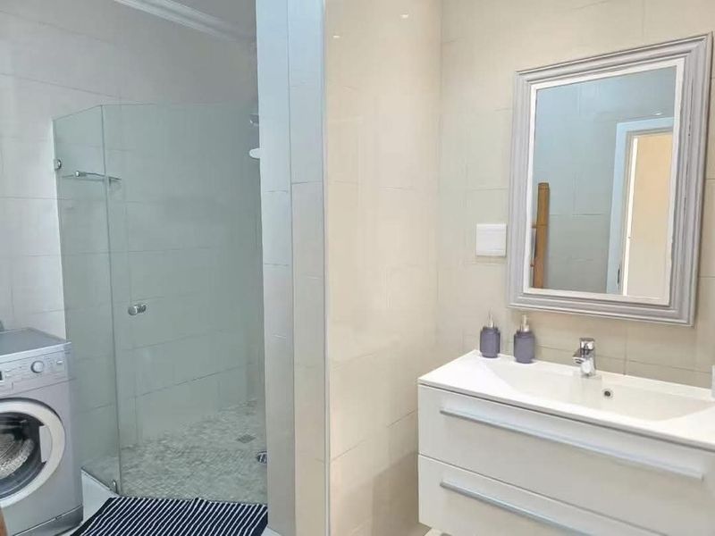 Furnished Sea-View Apartment - Photo 9