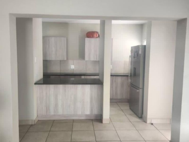 3 Bedroom House for Rent - Photo 5