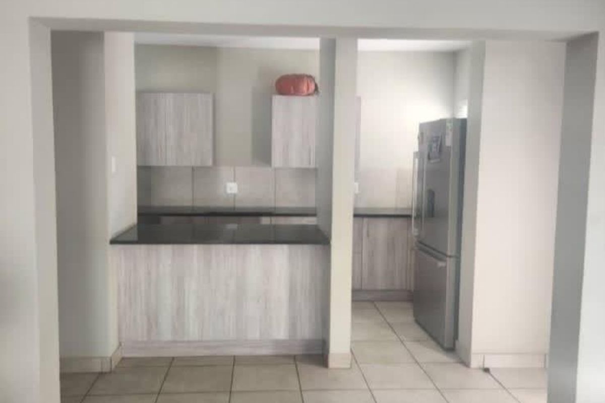 3 Bedroom House for Rent - Photo 5