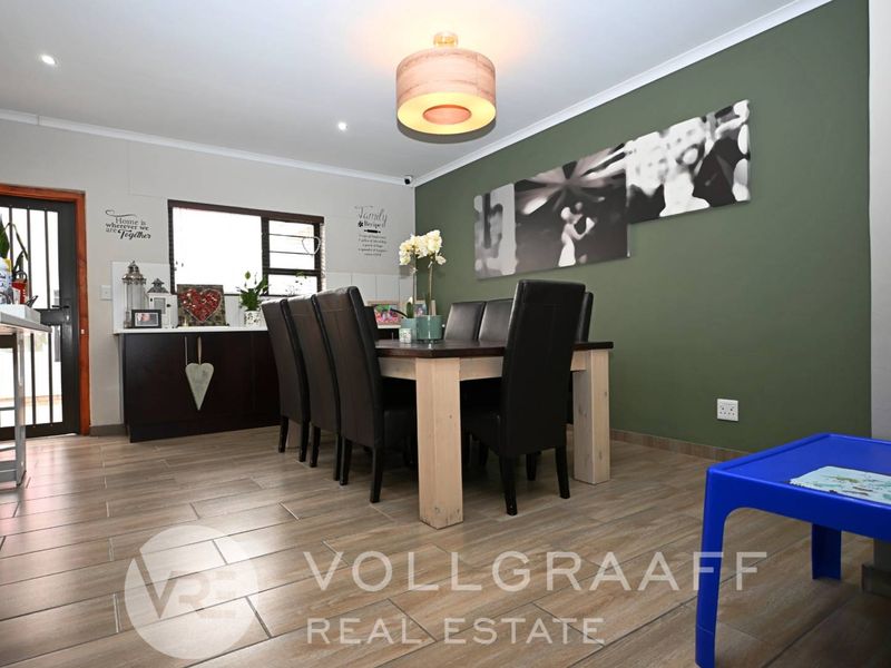 Exquisite 3 bedroom home - Photo 10