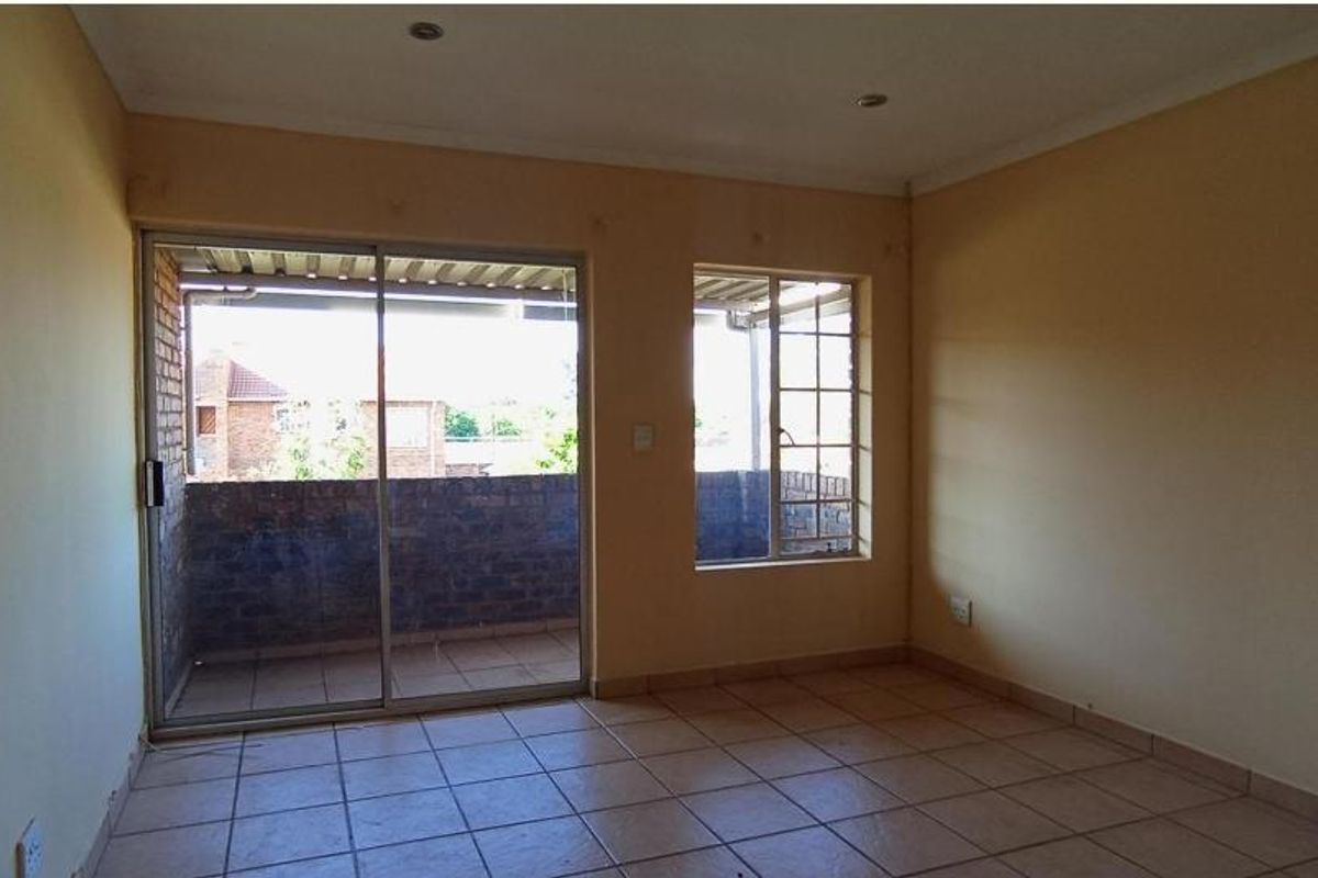 2 Bedroom Apartment For Sale In Clarina - Photo 4