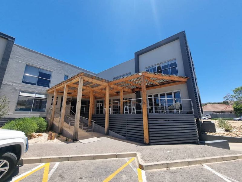 AAA-Grade Offices To Let | Klein Windhoek - Photo 2