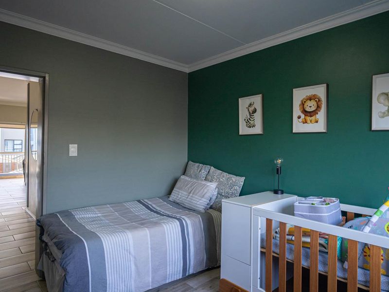 Your Ideal Lock-Up-and-Go with Lifestyle Amenities - Photo 8