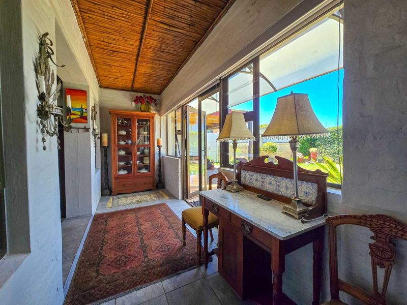 Upmarket family home for sale in Stilbaai-Wes. - Photo 6