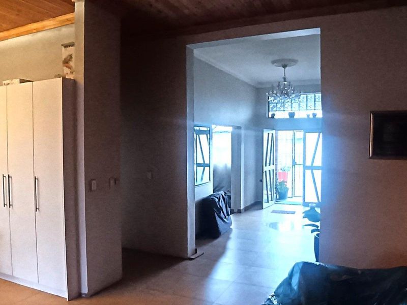 Zeekoevlei is calling, Large Family home with endless possibilities - Photo 8