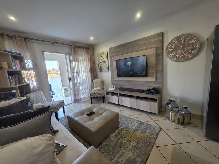 Property #2561105, Apartment For Sale in Erasmus Park