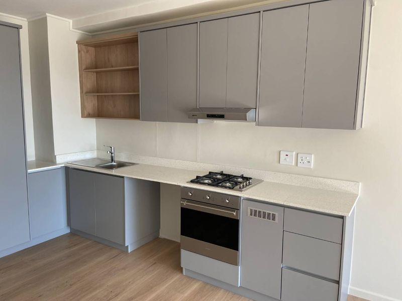 Secure 2 Bedroom Apartment – Simons Town - Photo 4