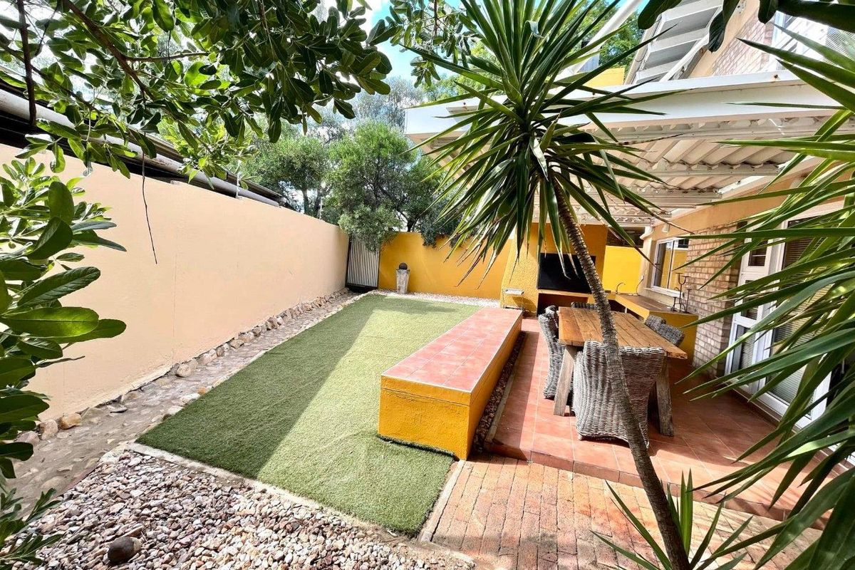 3 Bedroom Townhouse FOR SALE in Eros - Photo 3