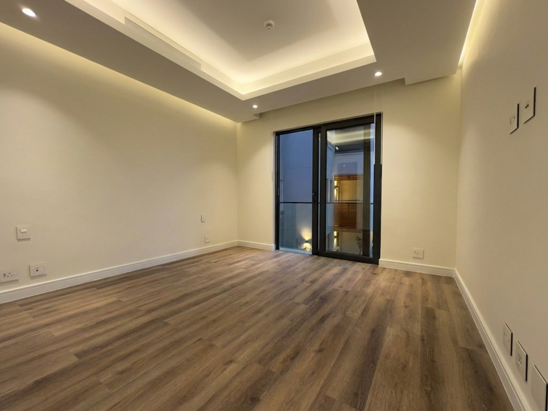 Luxury Lagoon-Facing Living in the Heart of Steyn City - Photo 10