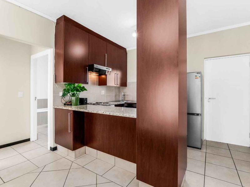 IDEAL LOCK-UP AND GO GROUND FLOOR UNIT IN SOUGHT AFTER TINZA LIFESTYLE ESTATE - Photo 6