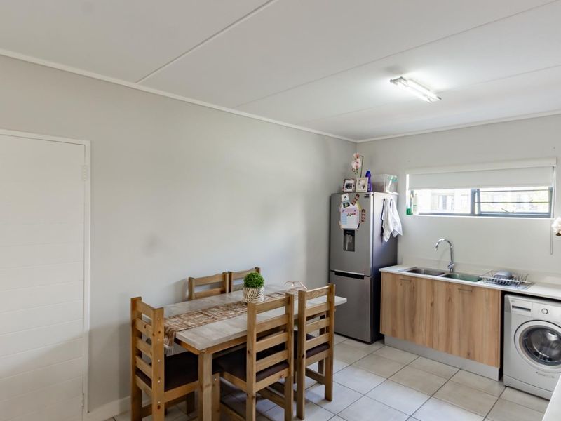 Modern Eco-Estate Living with Resort-Style Comfort - Photo 3