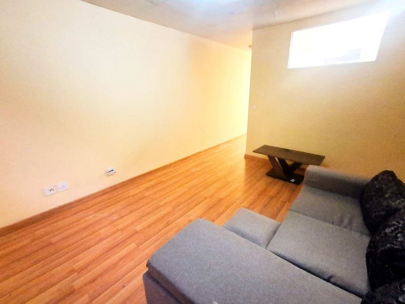"Discover the exceptional charm of this one-bedroom apartment that perfectly blends style and practicality" - Photo 9