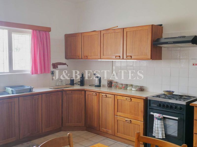 Family House With Flatlet - Photo 6