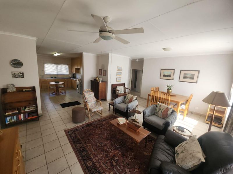 2 BEDROOM TOWNHOUSE FOR SALE IN A RETIREMENT VILLAGE ANNLIN PRETORIA - Photo 10