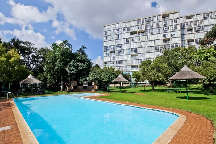 Property #2505694, Apartment Rental Monthly in Bedfordview Central