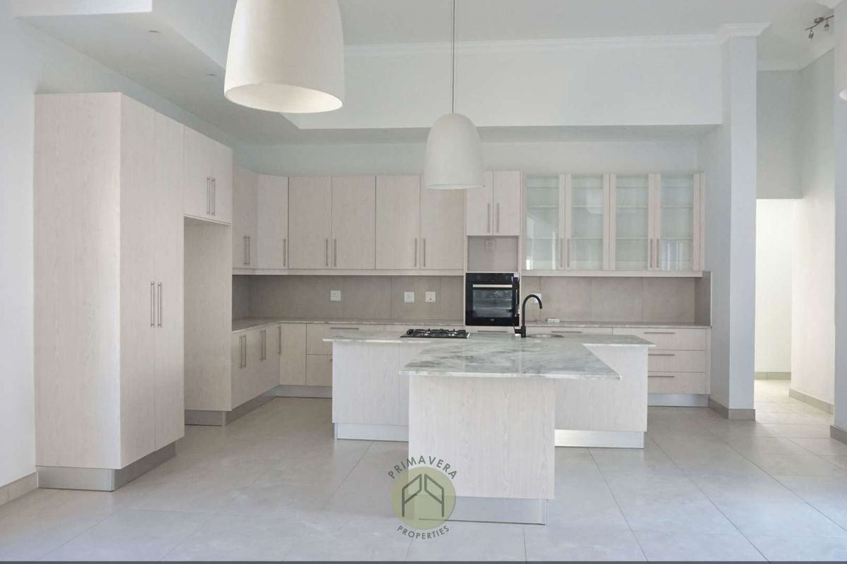 BRAND NEW 5 Bedroom House FOR SALE in Waterfront, Swakopmund - Photo 5