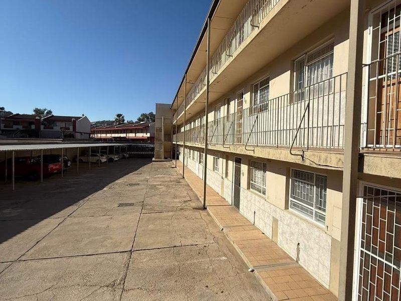 Klein Windhoek- For Sale- N$690 000 - Photo 5