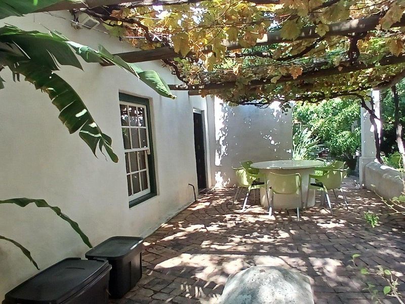 Stunning Cape Dutch Farm for Sale in Clanwilliam – A Picturesque Retreat with Luxurious Accommodations and Prime Agricultural Potential - Photo 9