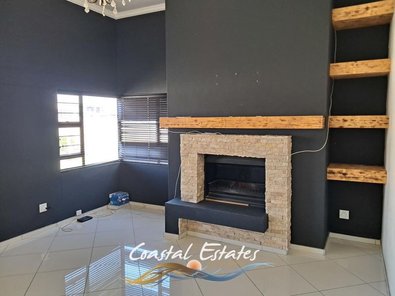 Stunning 4-Bedroom Family Home in Ext. 15 - Photo 8