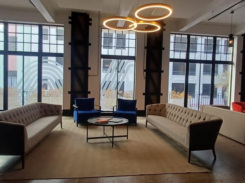 Office TO LET | First Floor Commercial Space - Photo 4