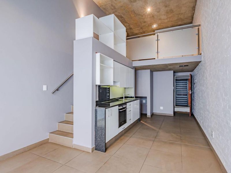Stylish Loft Living in the heart of Pretoria - Photo 2