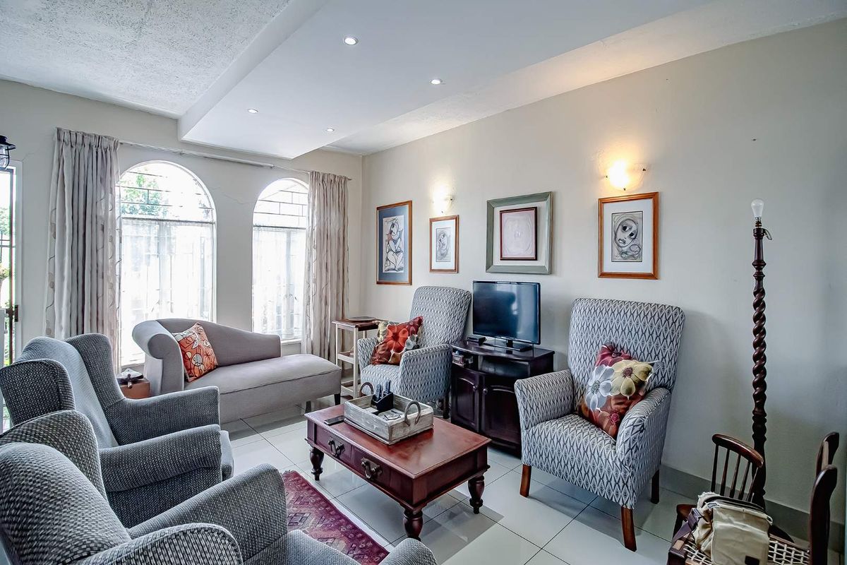 Renovated Lock-Up and Go - Photo 4