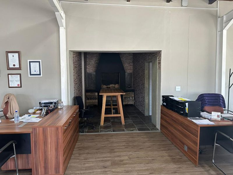 Commercial Building for Sale in the Heart of Swakopmund - Photo 5