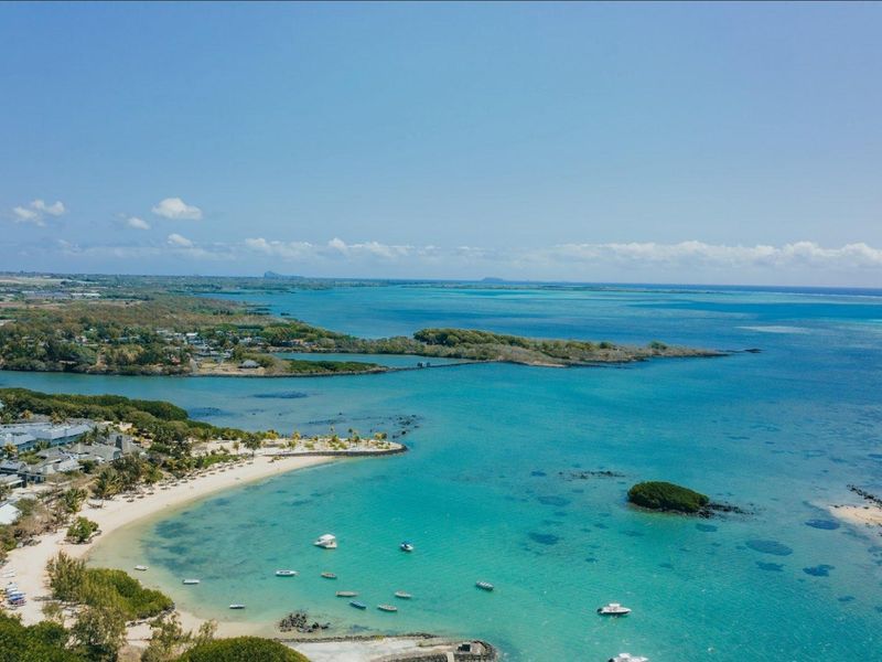 ULTIMATE OCEANFRONT EXCLUSIVITY - Photo 10