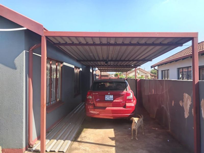 3 bedrooms house for sale in Soshanguve XX - Photo 2