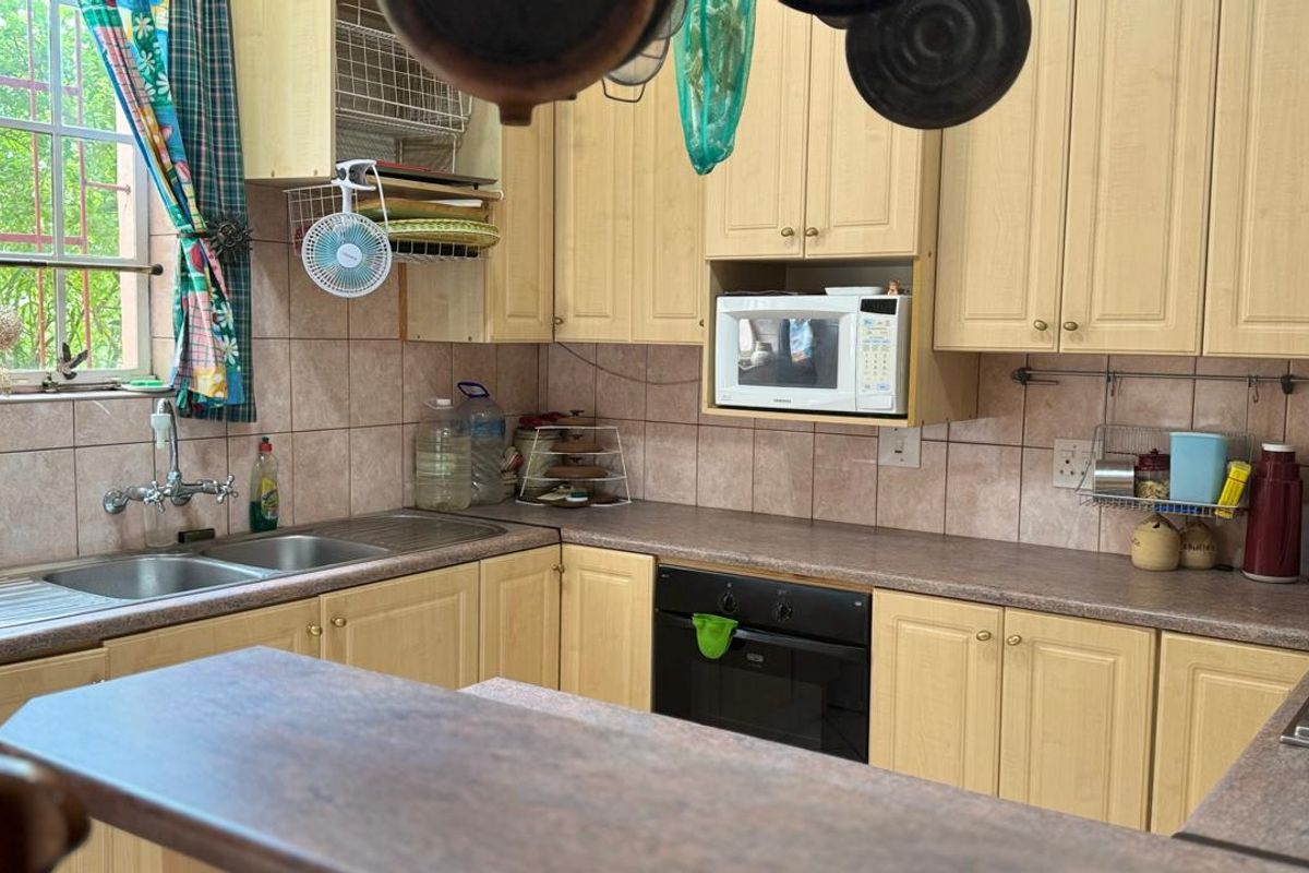 Charming 3-Bedroom Home for Sale - Photo 4