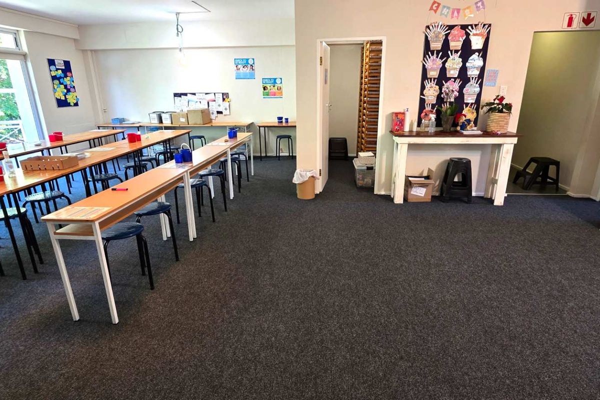 Beautiful Ground Floor Office in Westlake - Photo 2