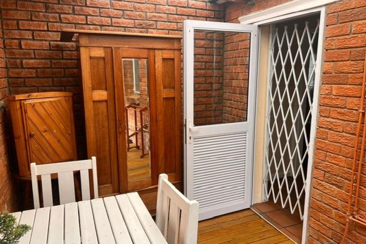 Garden Cottage for rent in Summerstrand - Photo 5