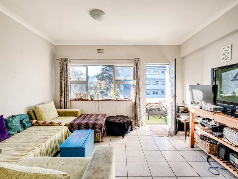 Dual-Living Flexibility Or A True Investment Gem! - Photo 5