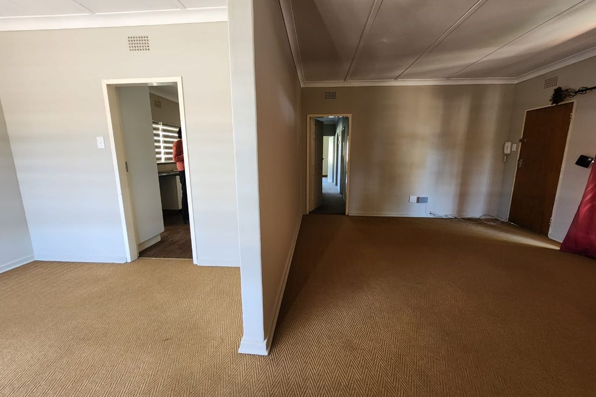 Family home with 1 bed flatlet for rent in Northmead, Benoni - Photo 3