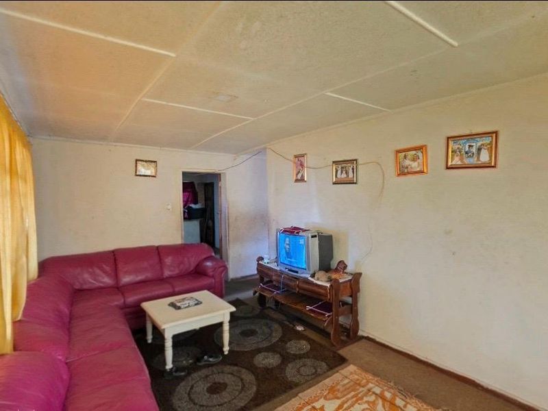 3 Bedroom home - Photo 5