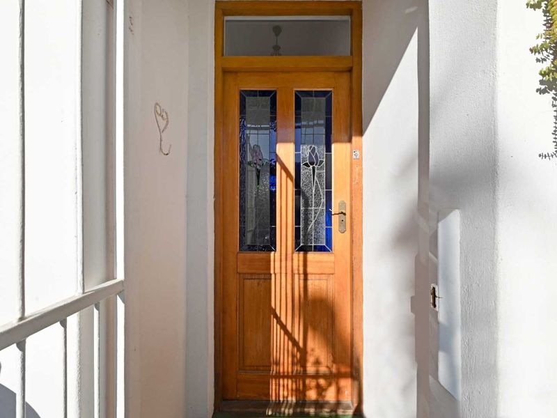 Three Bedroom Semi-Detached Home with Ocean Views - Photo 4