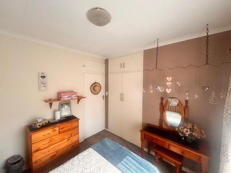 Four Bedroom House For Sale in Brackenhurst - Photo 2