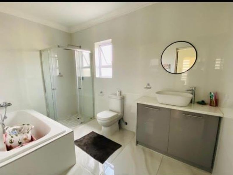3 Bedroom House For Sale in Riverspray Lifestyle Estate - Photo 8