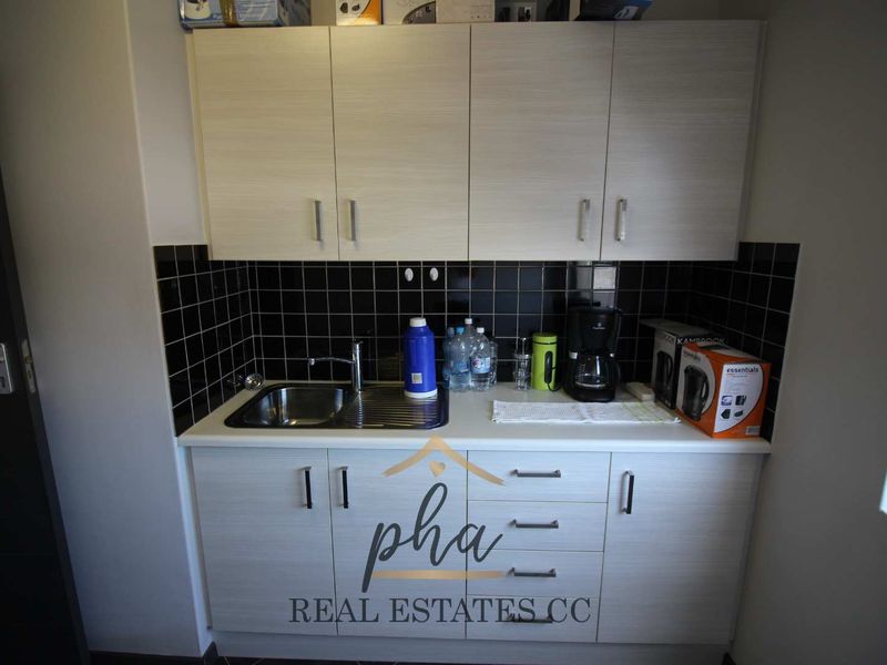 Various building on one large plot if for sale - Swakopmund (Industrial) - Photo 5