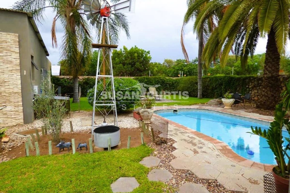 Well known an popular guest house in Otjiwarongo! - Photo 4