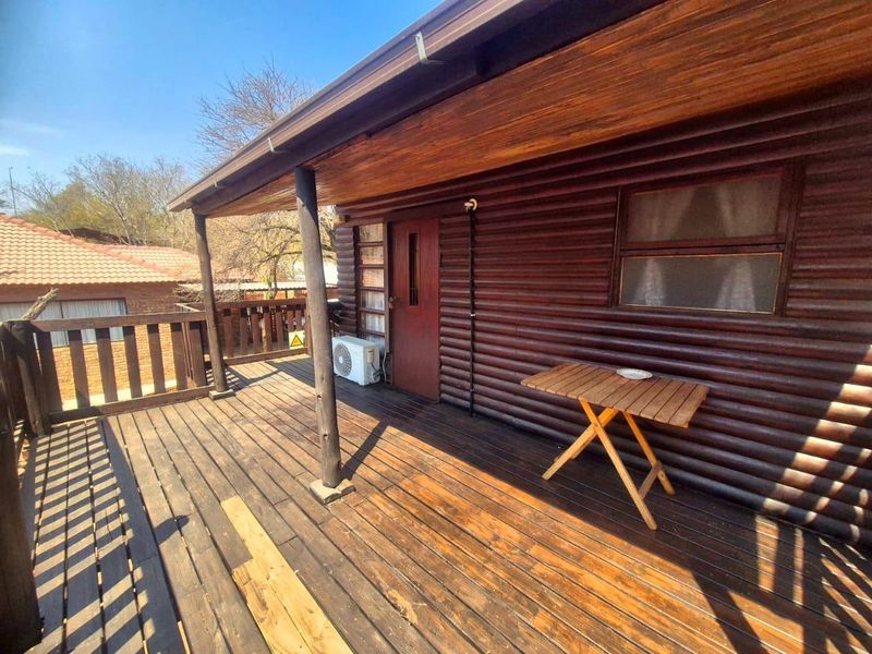 Fully Furnished Timber house - Photo 1