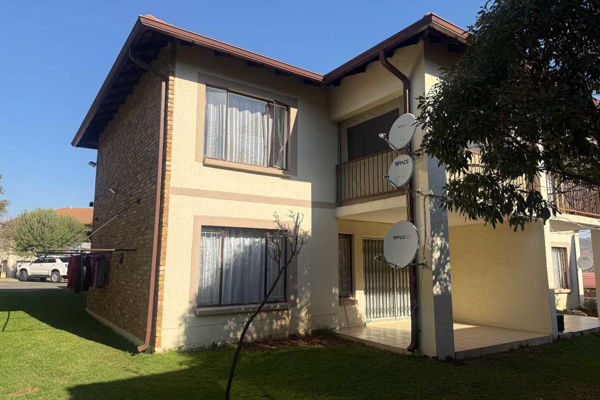 FOR SALE – JUST MOVE IN! - Photo 3