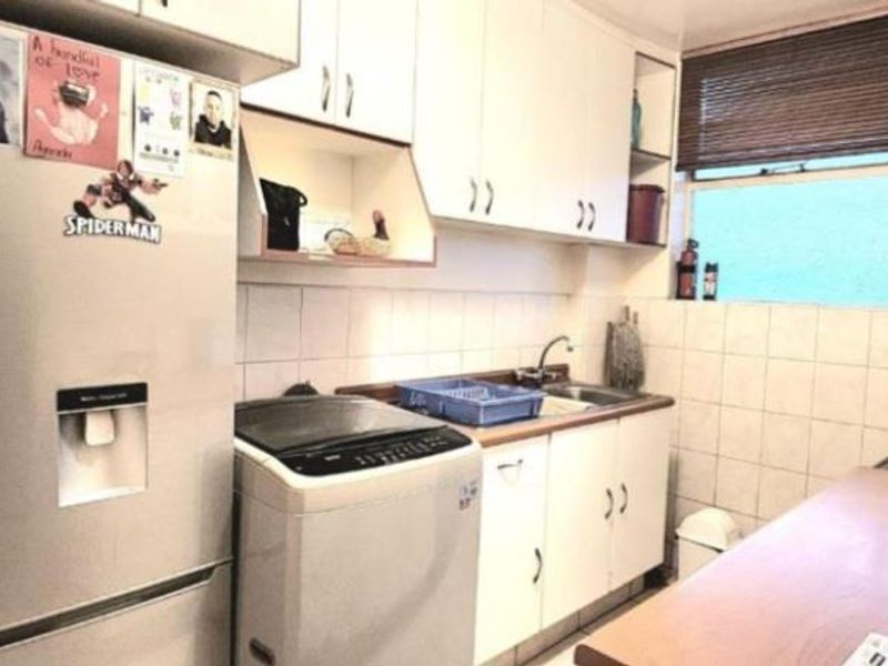 2 Bedroom Apartment for Sale - Photo 6