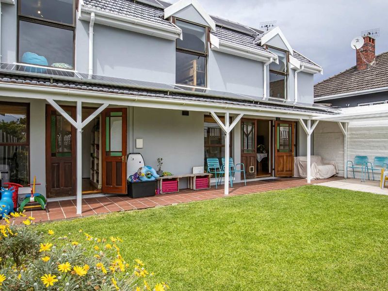 Charming North-Facing Double-Storey Home with Sunny Garden & Pool - Photo 4