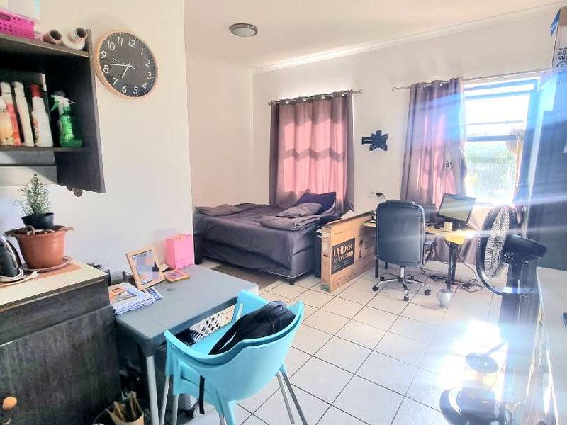 BACHELOR FLAT FOR SALE - Photo 6