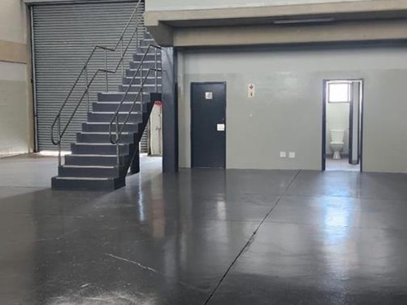 Hendra - Modern 378m2 Industrial Warehouse To Let | Cornubia Industrial Estate - Photo 4