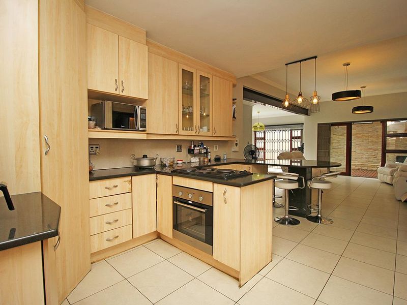 Secure 4-Bed Home with Pool & Sukkah – Low Levy Investment! - Photo 5