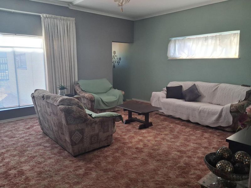 Large Family Home for sale - Photo 8