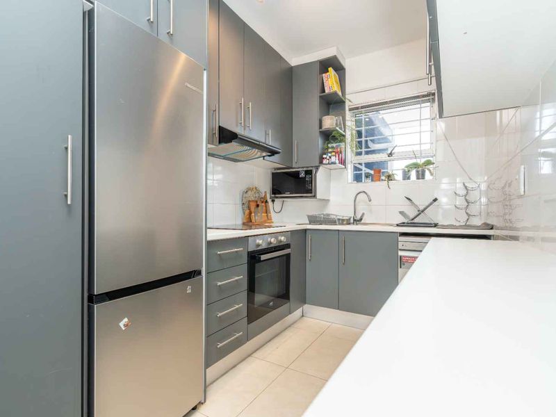 2 Bed / 1 Bath Airbnb Investment For Sale - Photo 2